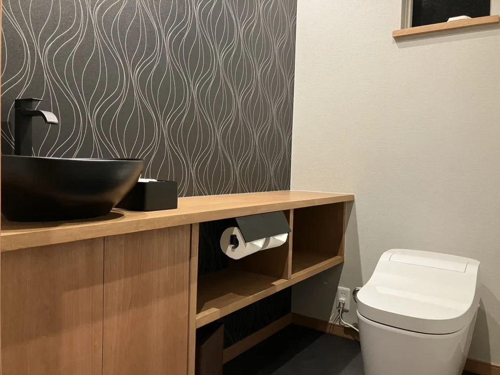 トイレリフォーム 施工後：1Fトイレ 全体
